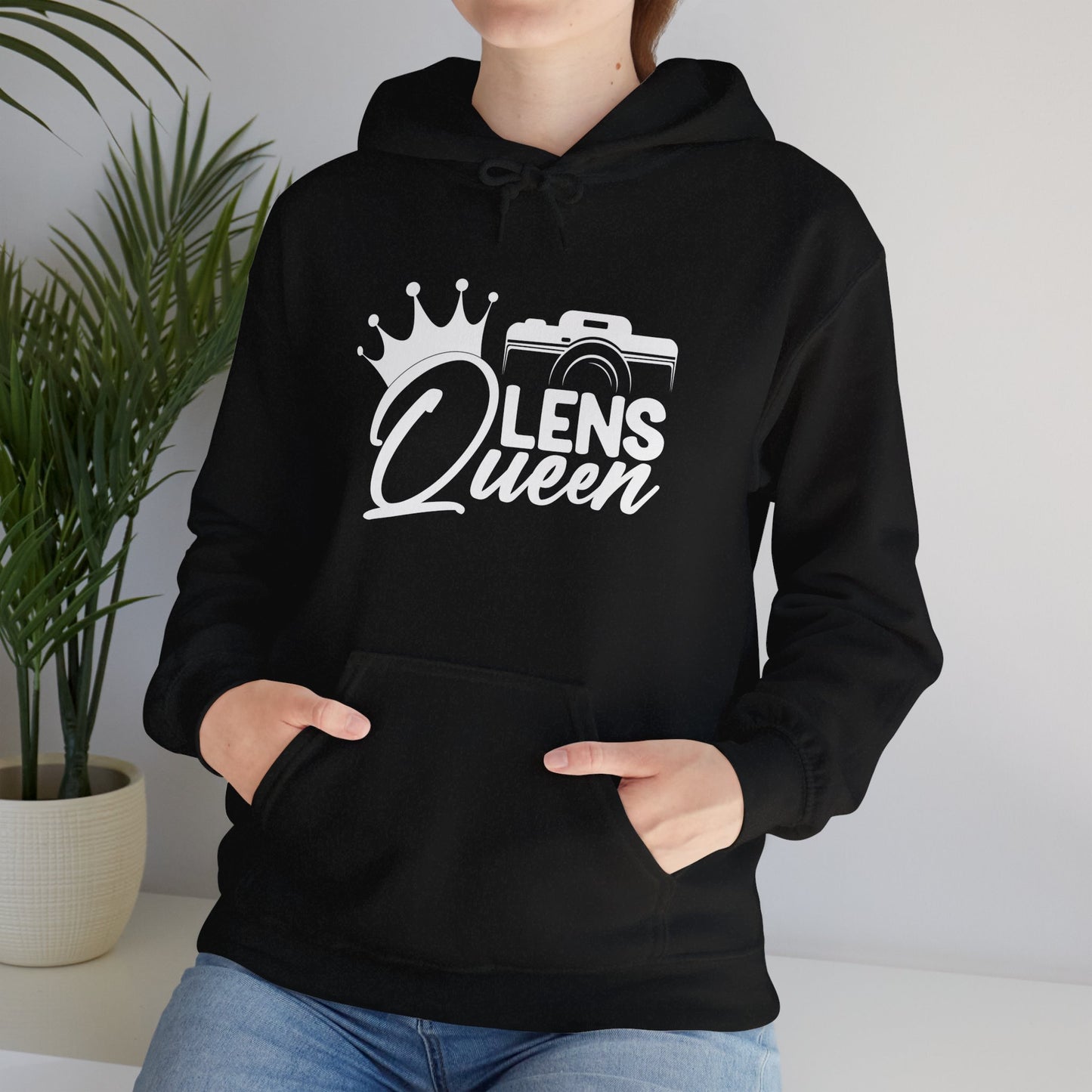 Lens Queen - Unisex Heavy Blend™ Hoodie